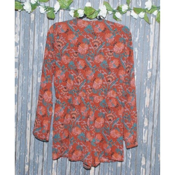 The Hanger Ladies Boho Maroon Shorts Romper Size M Long Sleeve Lined Lace Up - Picture 5 of 9